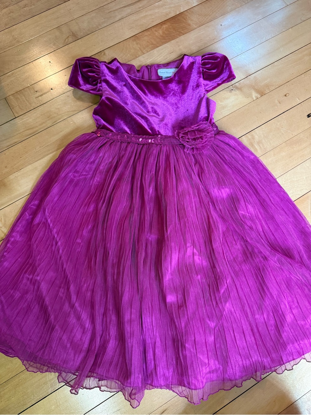 Sweet Heart Rose Girls' Magenta Tulle Party Dress with Puff Sleeves
